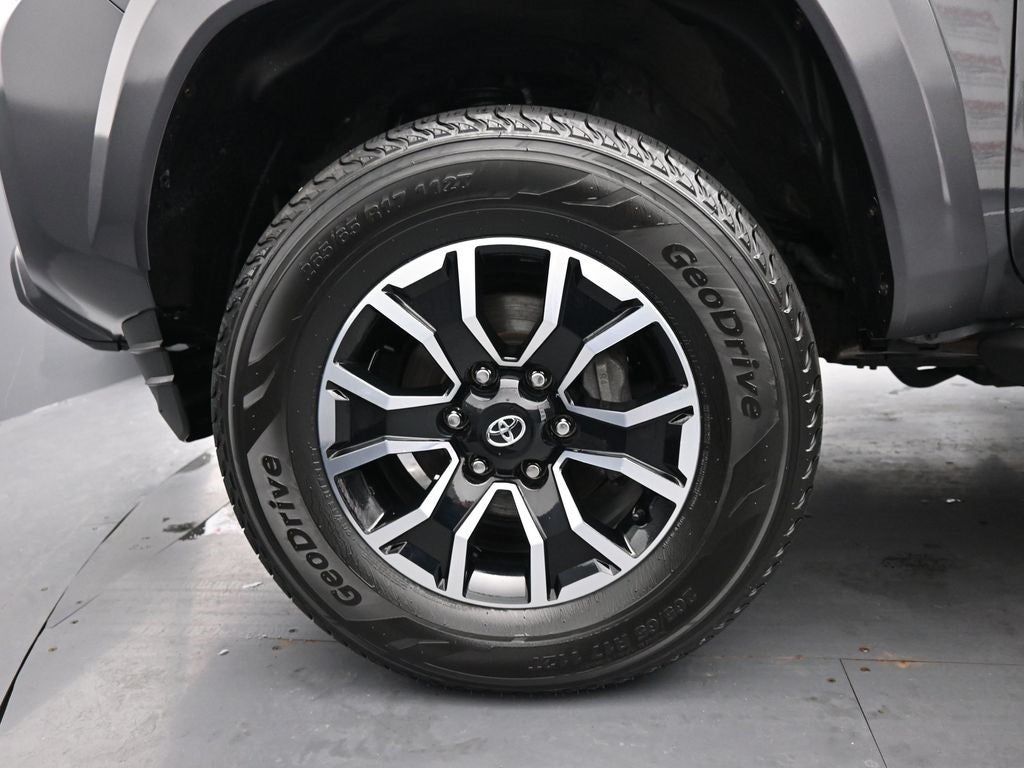 2022 Toyota Tacoma TRD Sport V6