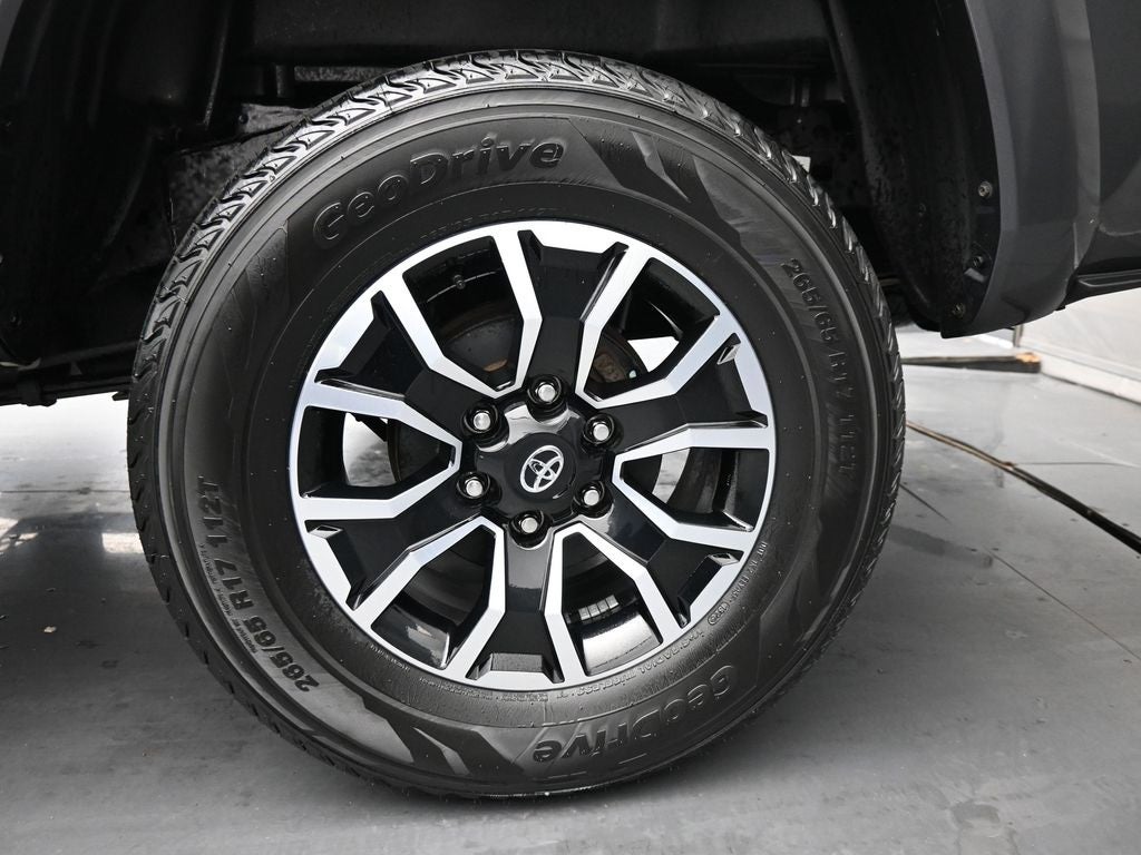 2022 Toyota Tacoma TRD Sport V6