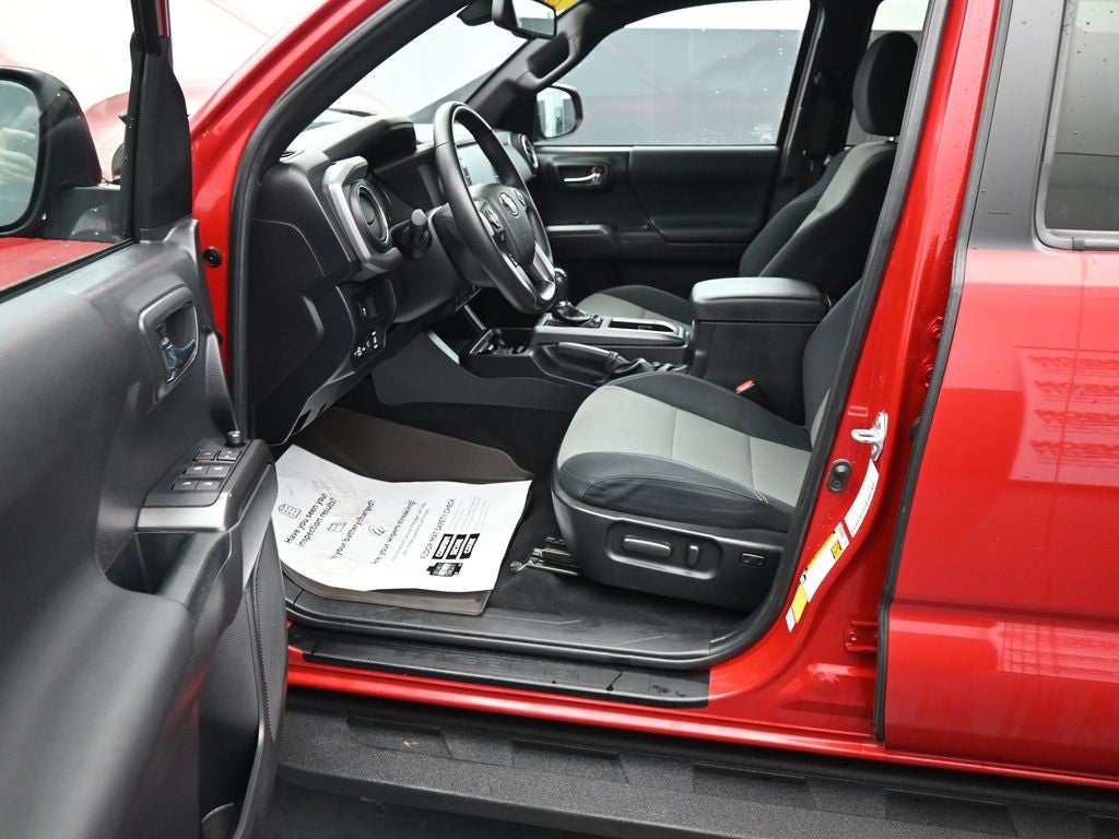 2022 Toyota Tacoma TRD Off-Road V6