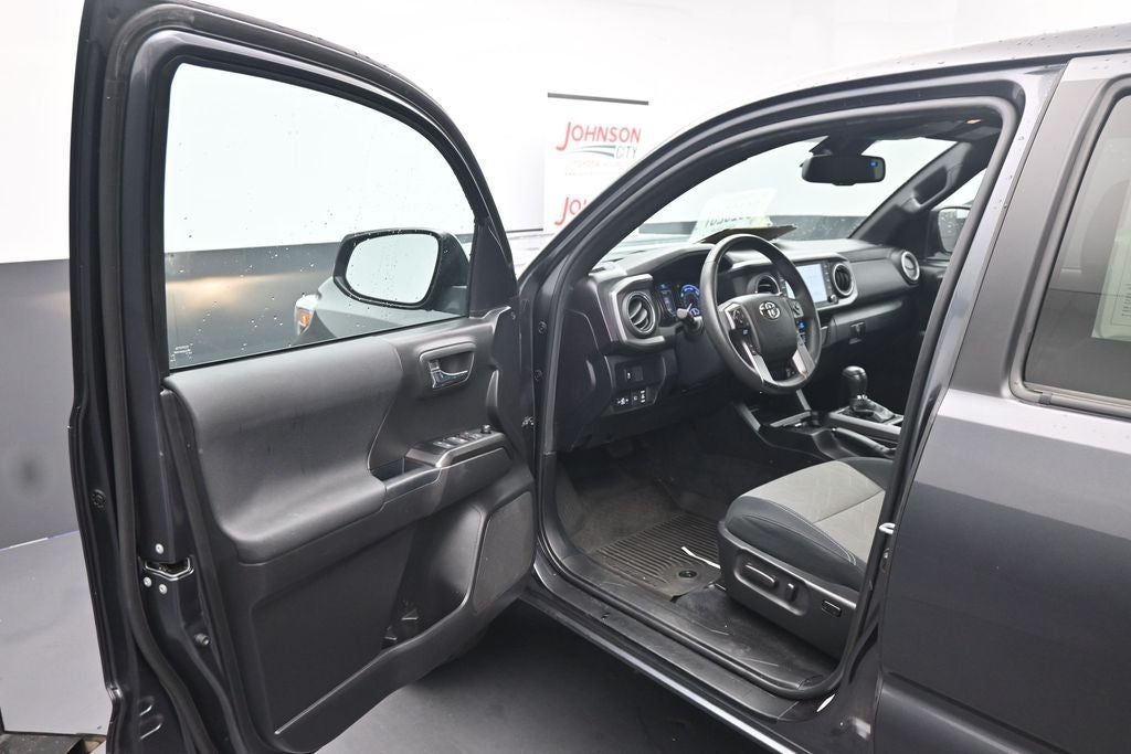 2022 Toyota Tacoma TRD Sport V6