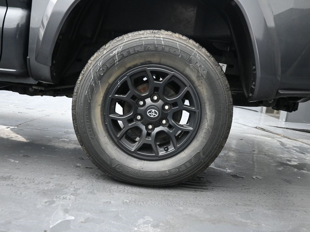 2022 Toyota Tacoma SR5 V6