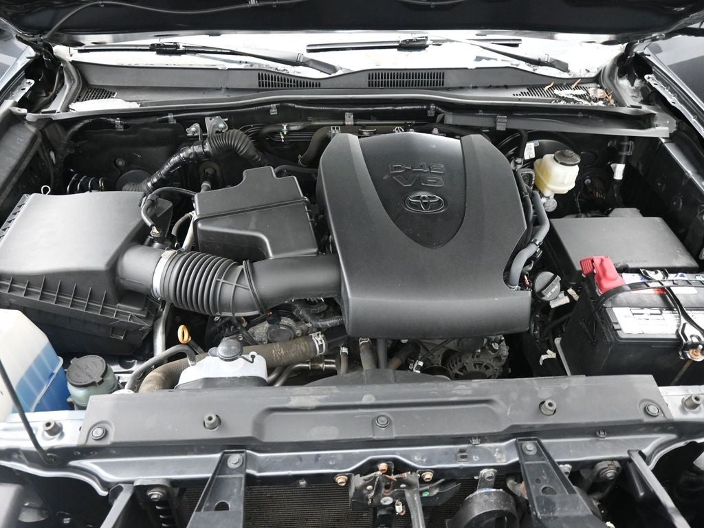 2022 Toyota Tacoma SR5 V6