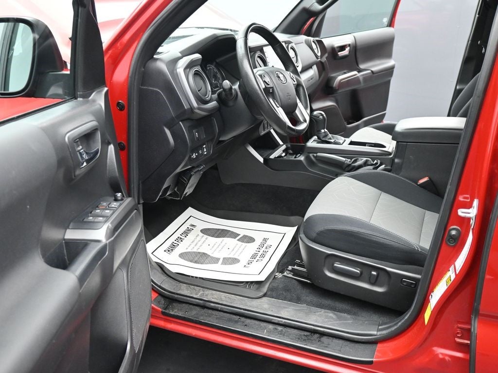 2023 Toyota Tacoma TRD Sport V6