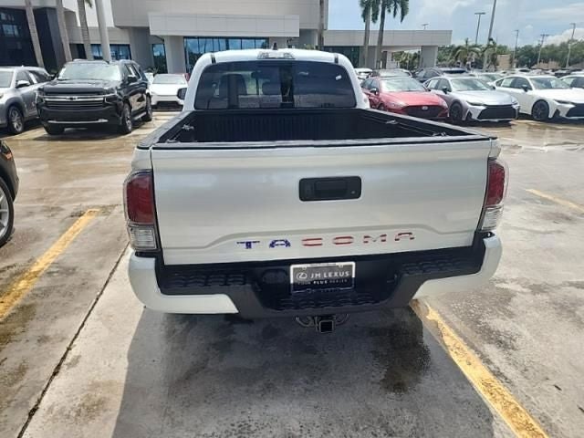 2022 Toyota Tacoma TRD Sport V6