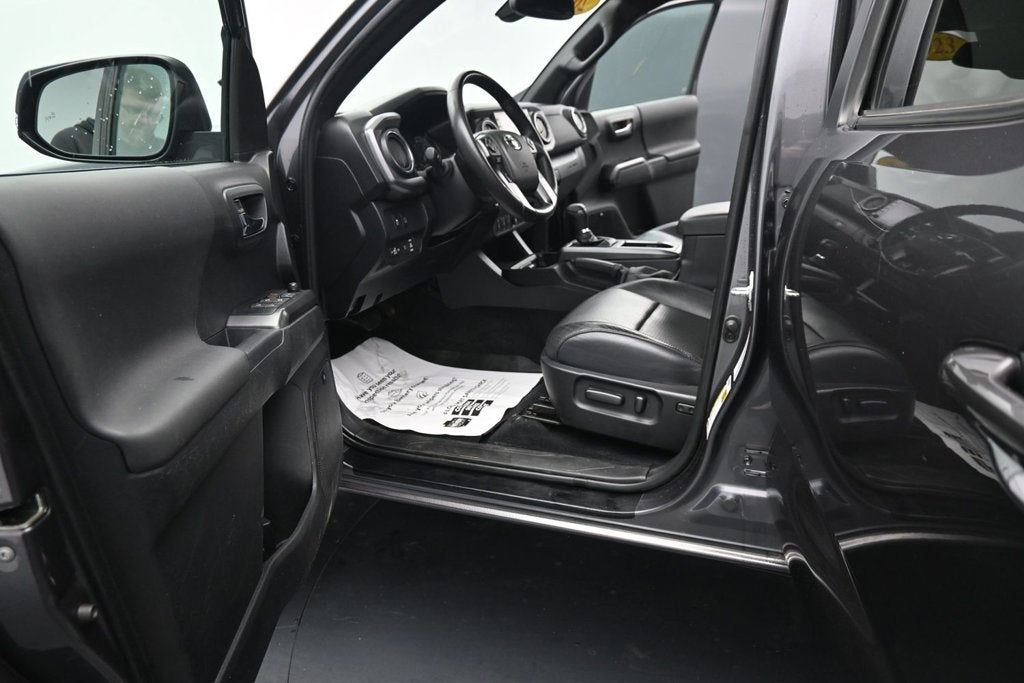 2023 Toyota Tacoma TRD Sport V6