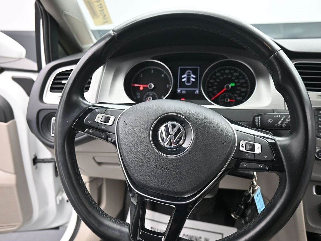 2015 Volkswagen Golf TDI S 4-Door