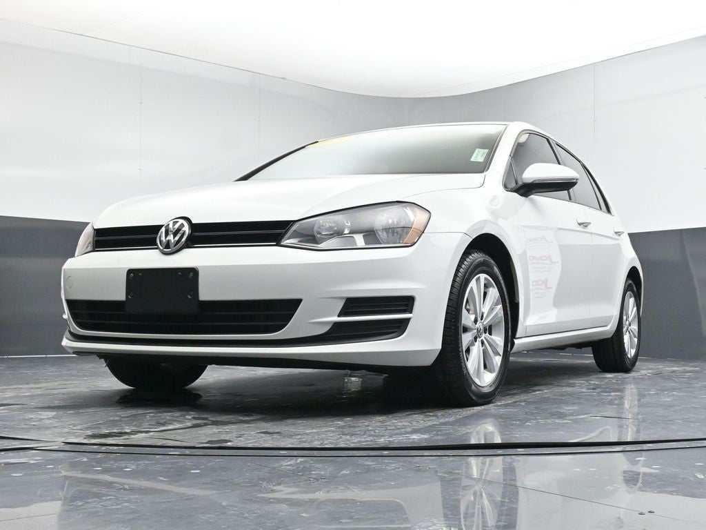 2015 Volkswagen Golf TDI S 4-Door