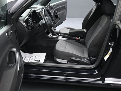 2019 Volkswagen Beetle 2.0T S