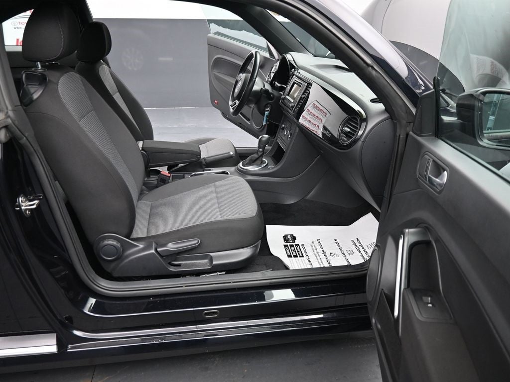 2019 Volkswagen Beetle 2.0T S