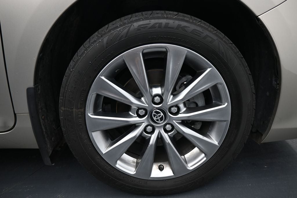 2017 Toyota Camry XLE