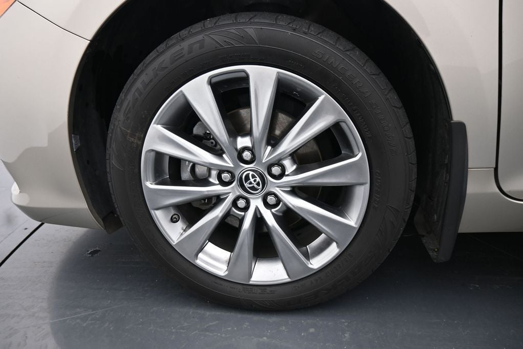 2017 Toyota Camry XLE