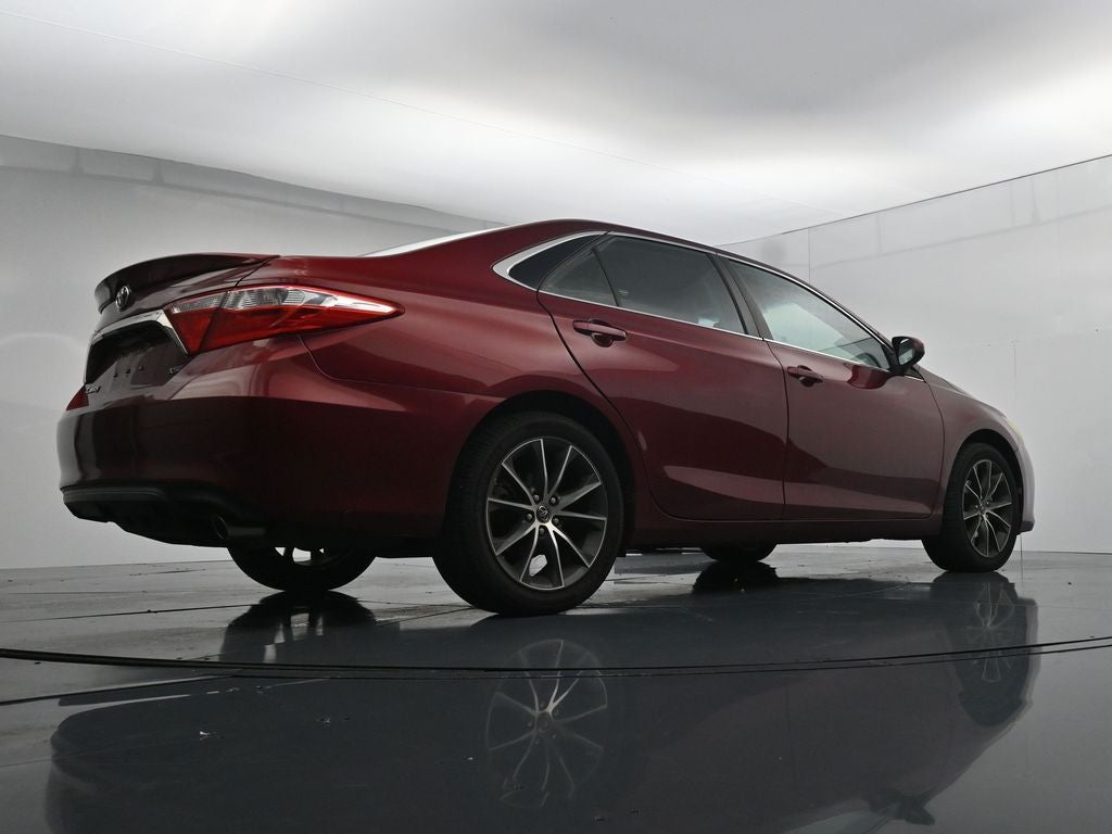 2016 Toyota Camry XSE