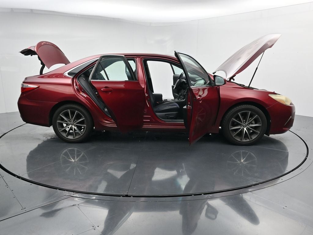 2016 Toyota Camry XSE