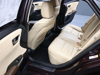 2018 Toyota Avalon XLE