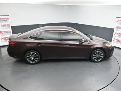2018 Toyota Avalon XLE