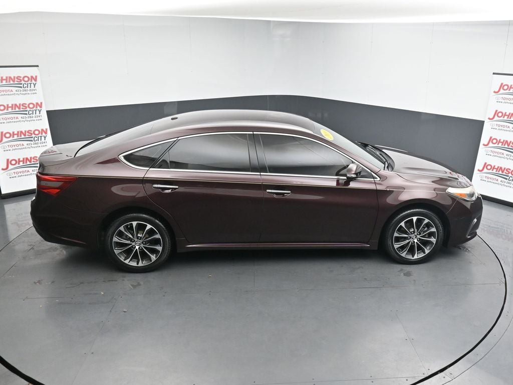 2018 Toyota Avalon XLE