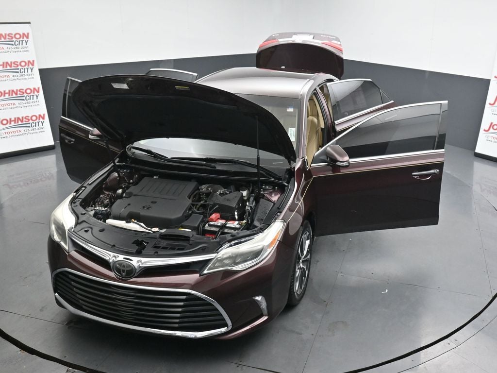 2018 Toyota Avalon XLE