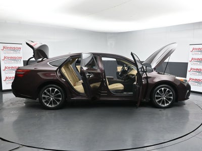 2018 Toyota Avalon XLE