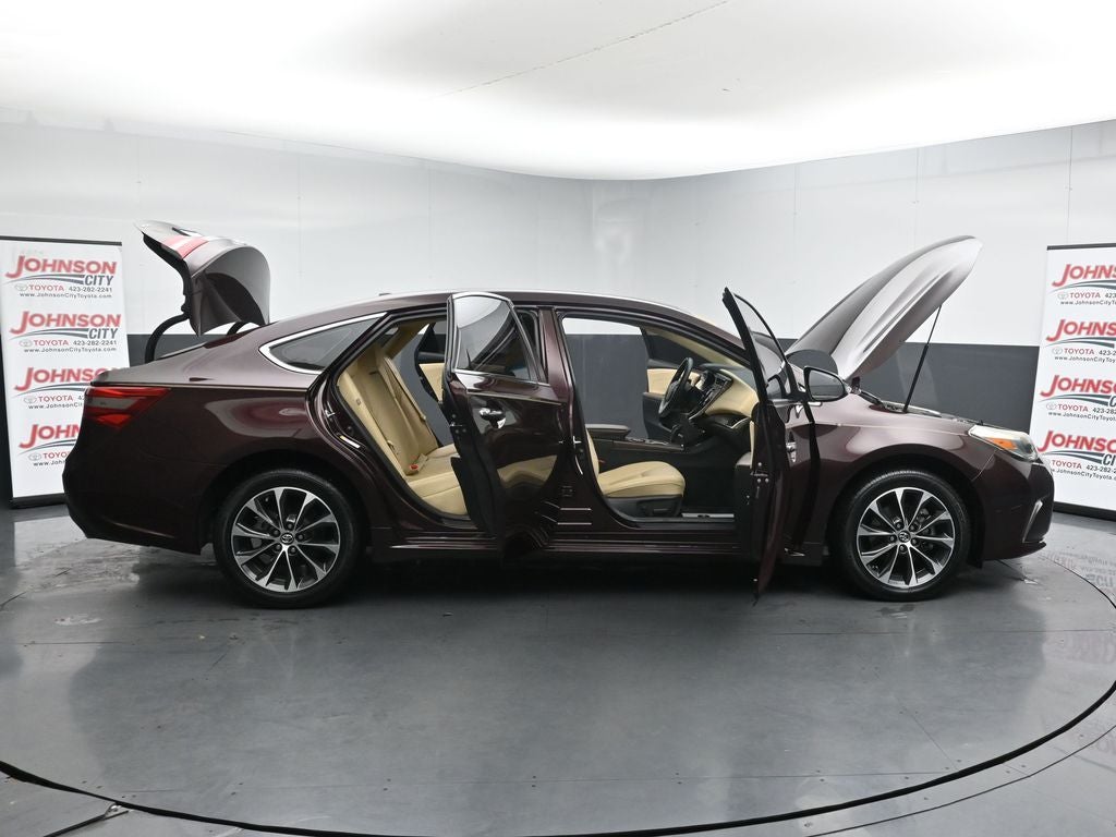 2018 Toyota Avalon XLE