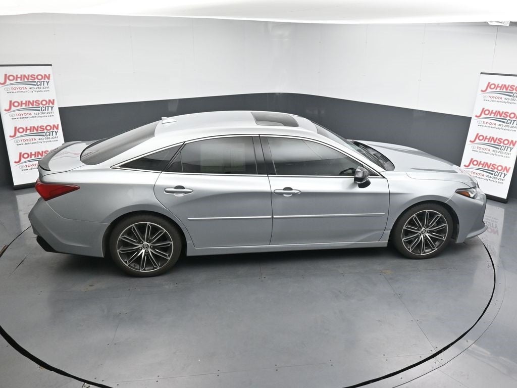 2019 Toyota Avalon Touring