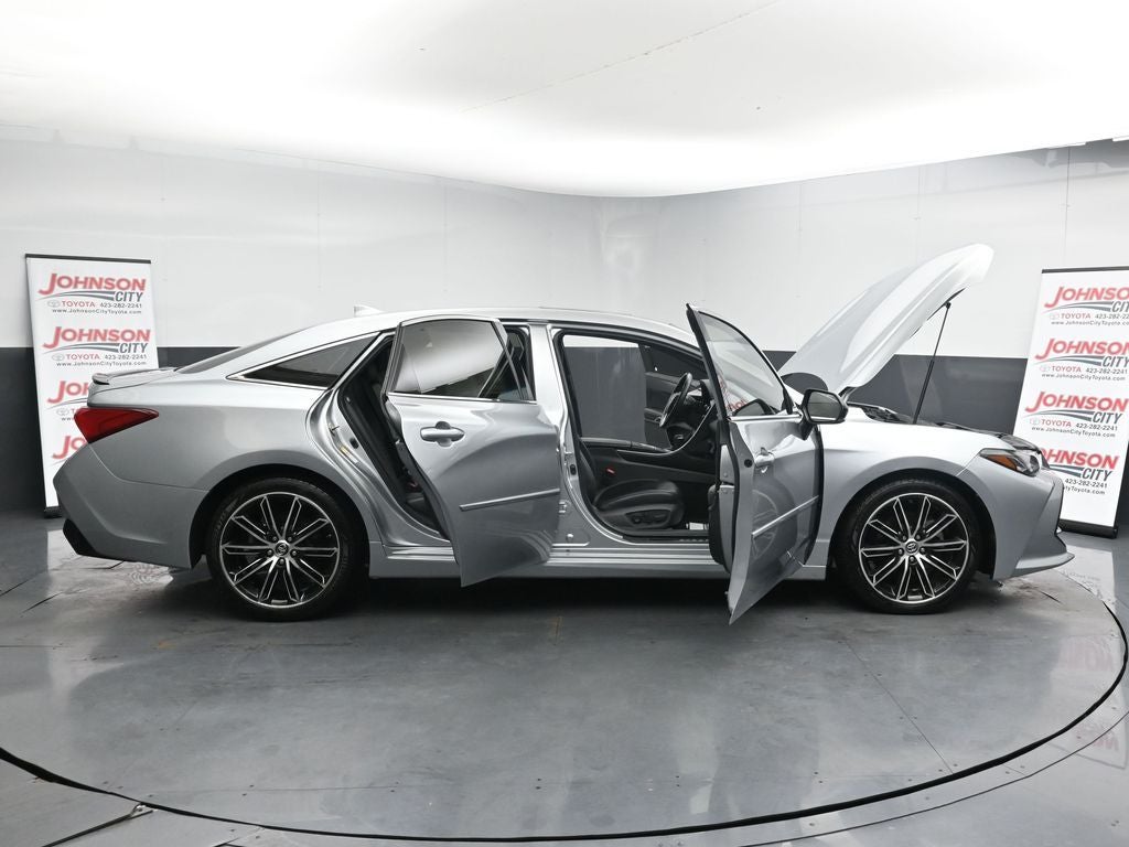2019 Toyota Avalon Touring