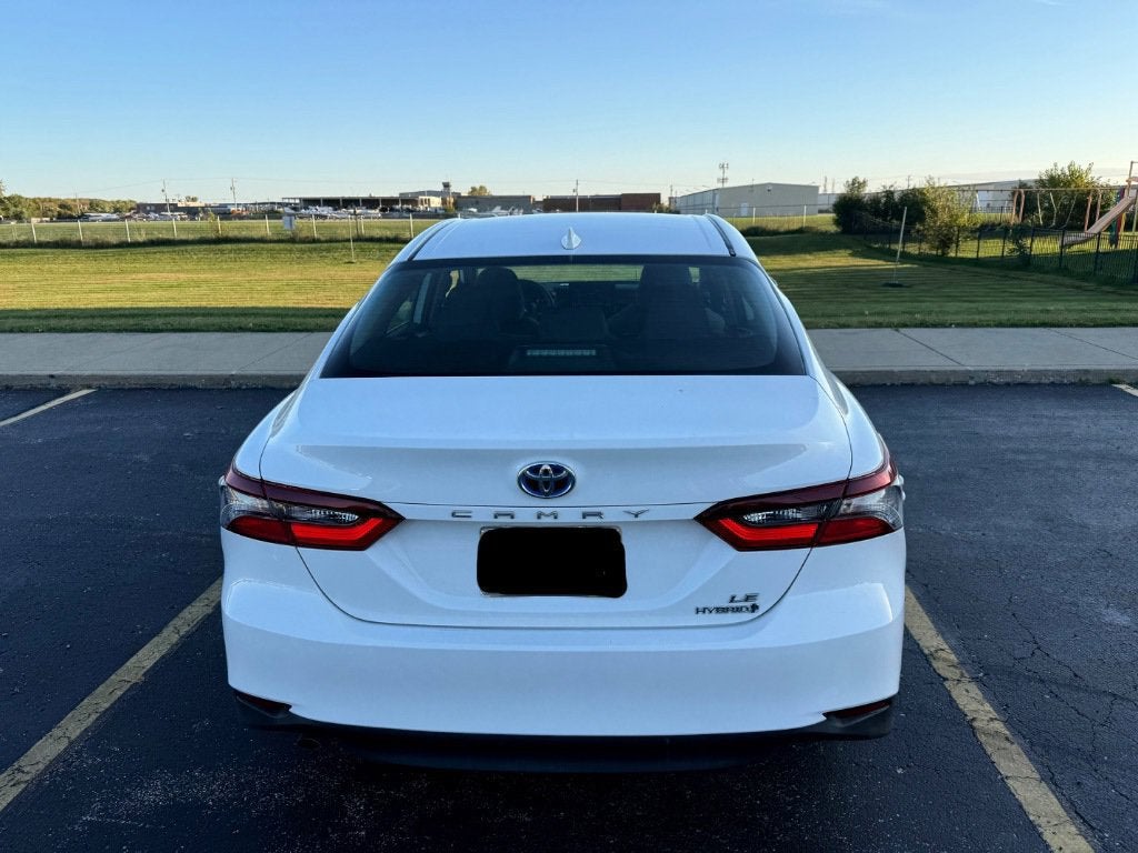 2022 Toyota Camry LE