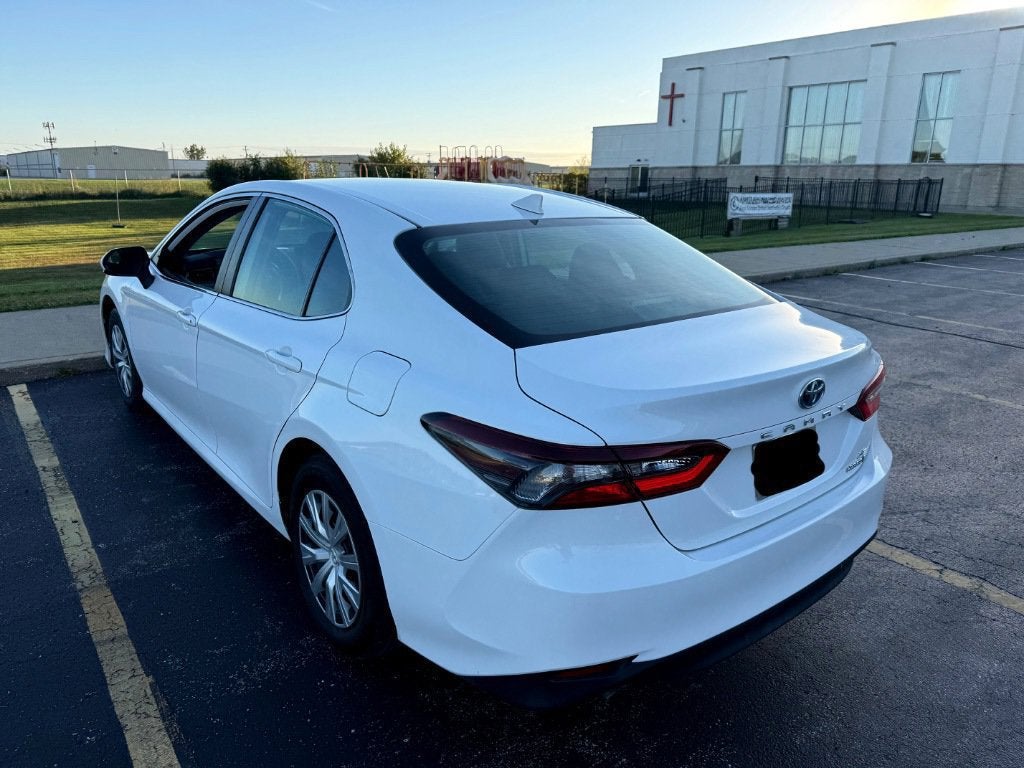 2022 Toyota Camry LE
