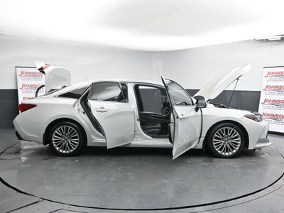 2022 Toyota Avalon Limited