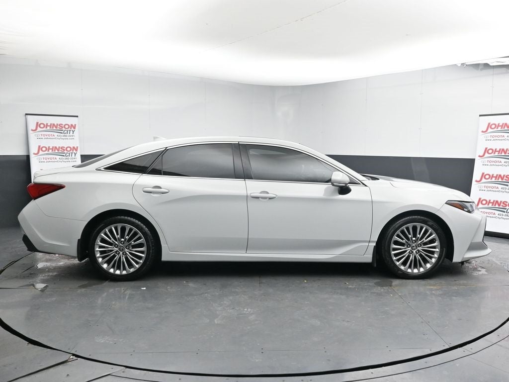 2022 Toyota Avalon Limited