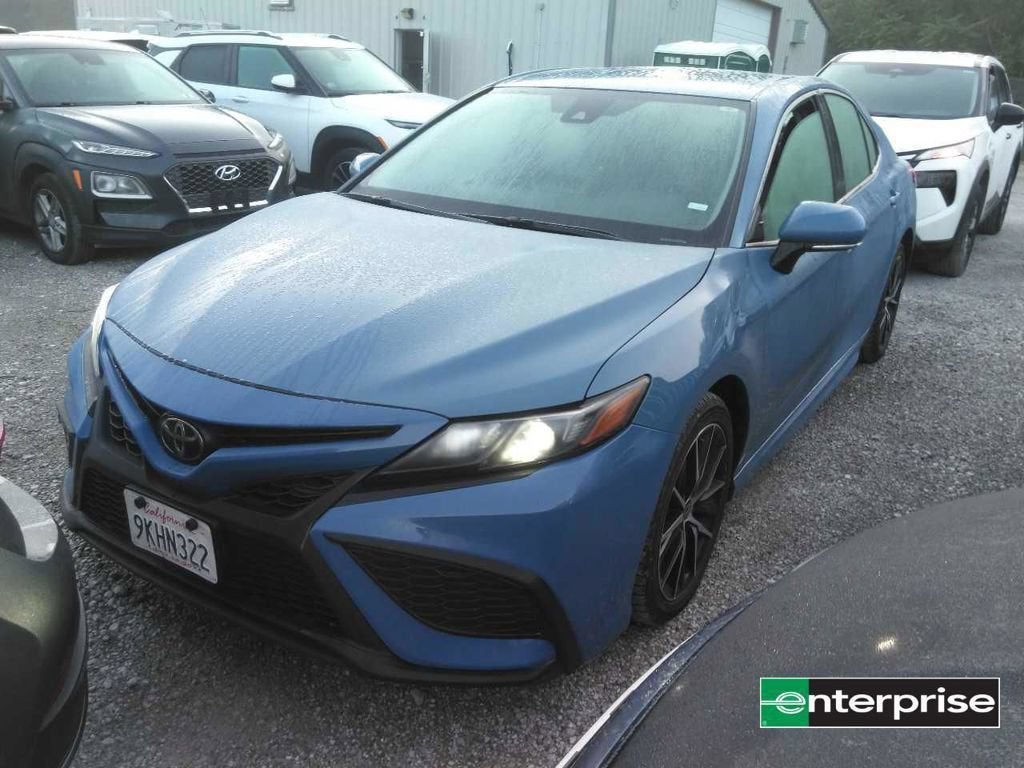 2024 Toyota Camry SE