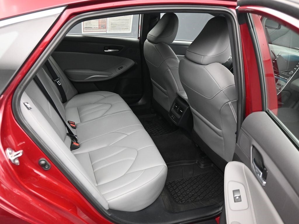 2021 Toyota Avalon XLE