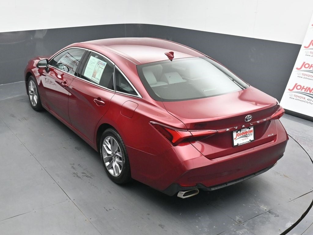 2021 Toyota Avalon XLE