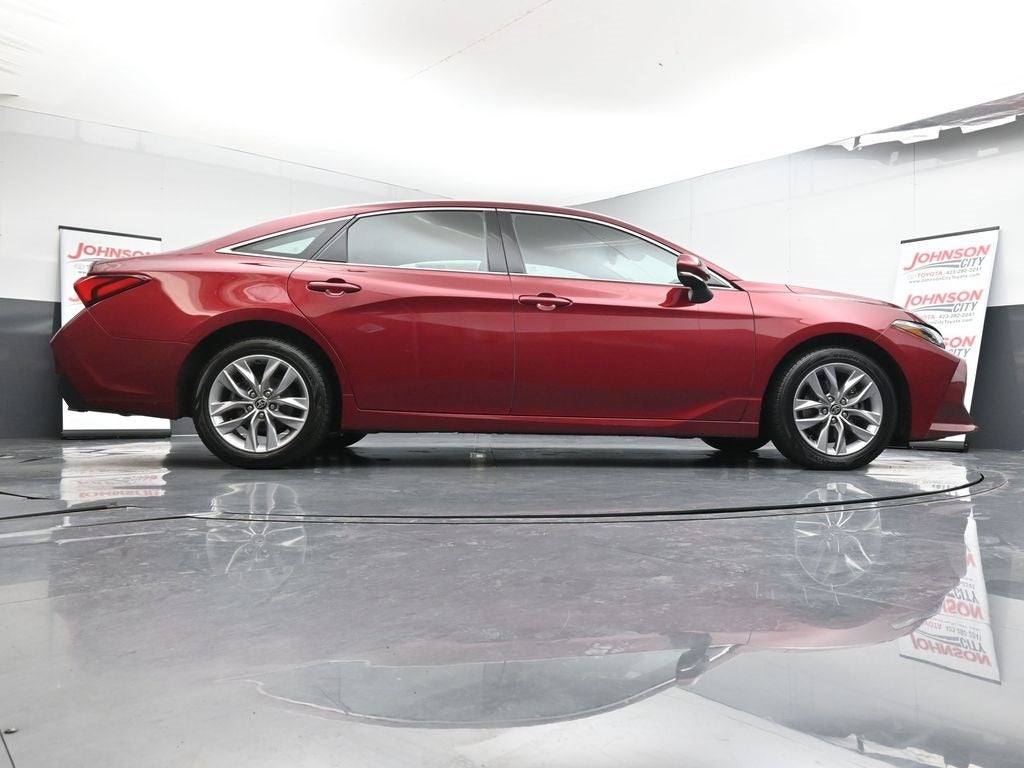 2021 Toyota Avalon XLE