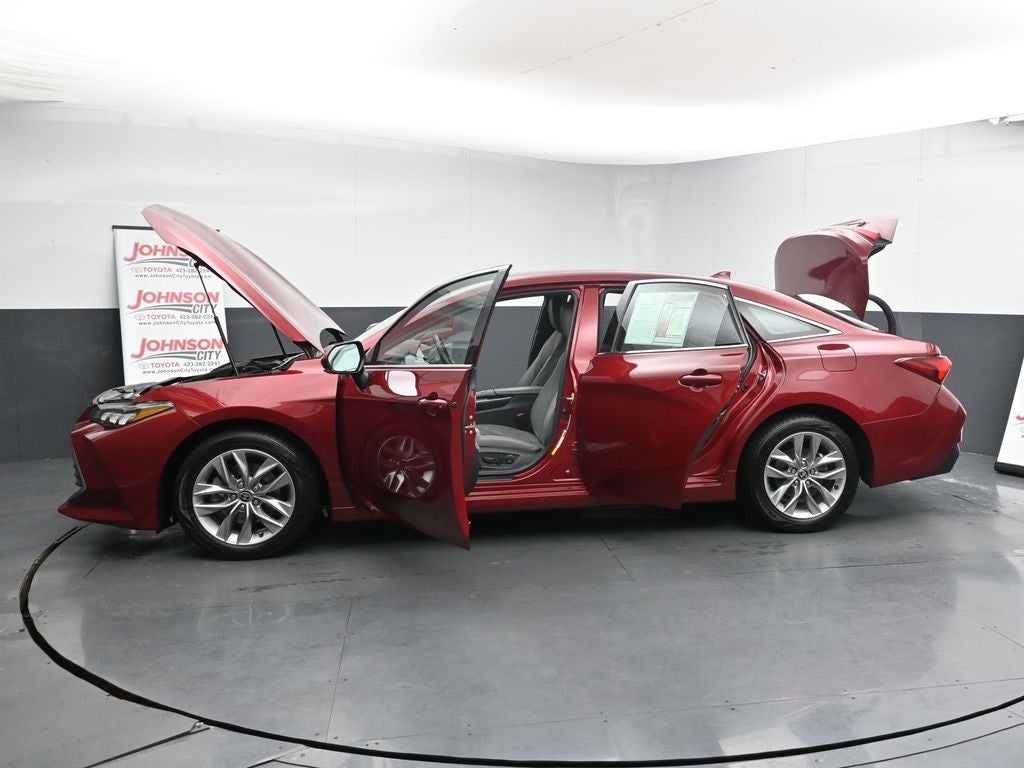 2021 Toyota Avalon XLE