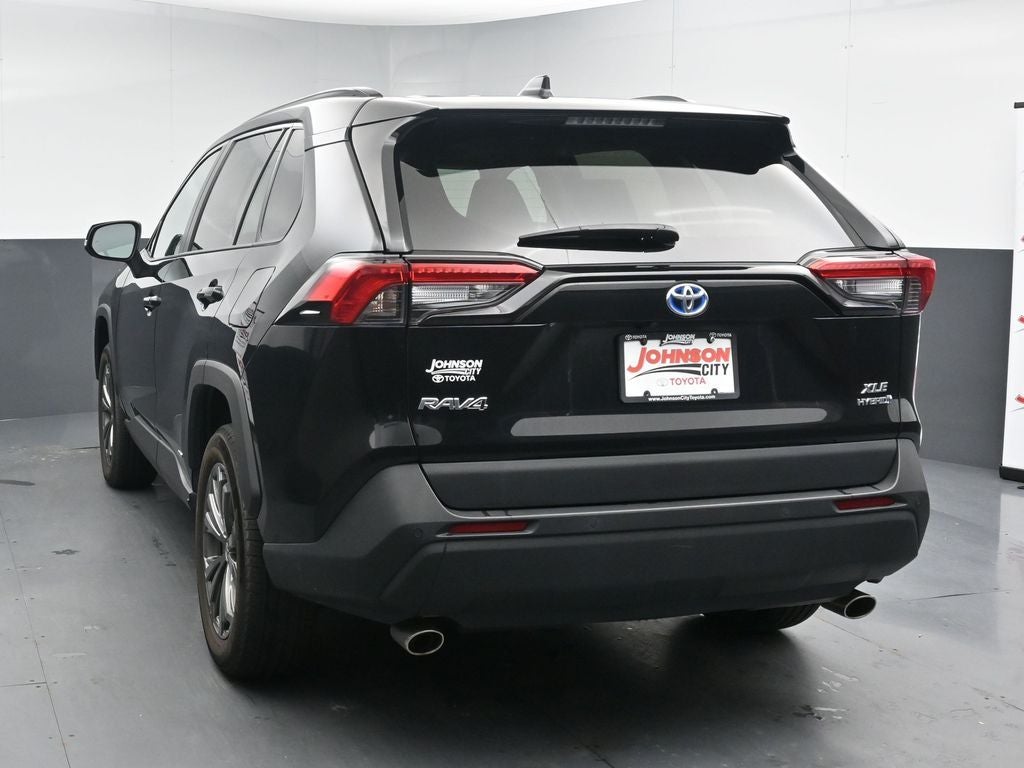 2024 Toyota RAV4 XLE Premium