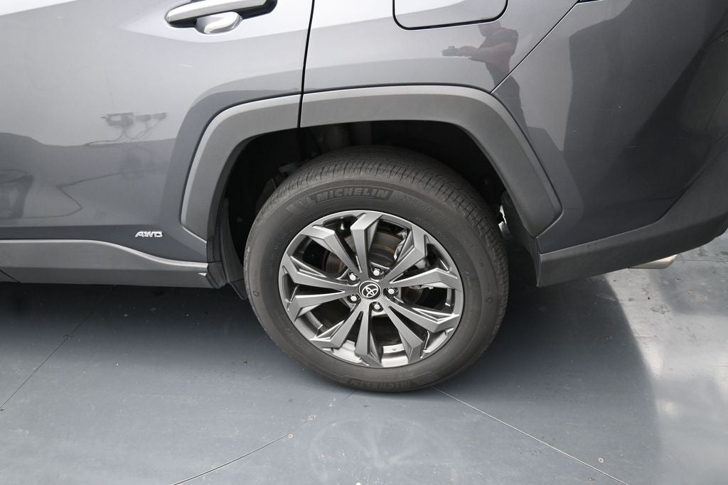 2022 Toyota RAV4 XLE Premium