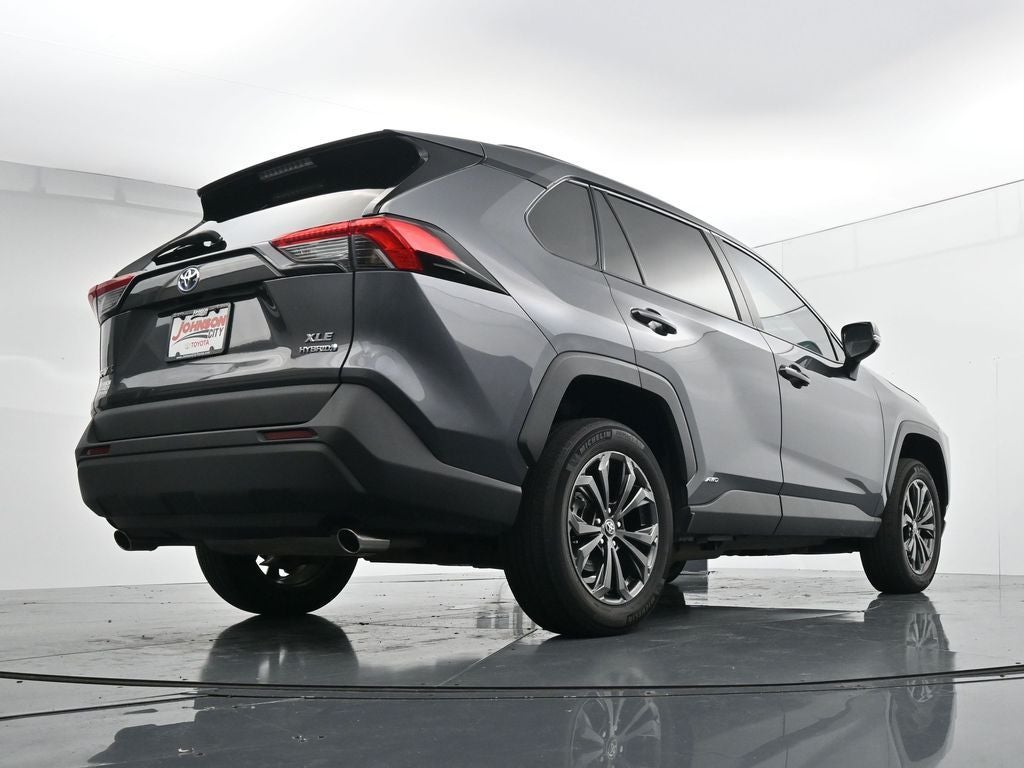 2022 Toyota RAV4 XLE Premium
