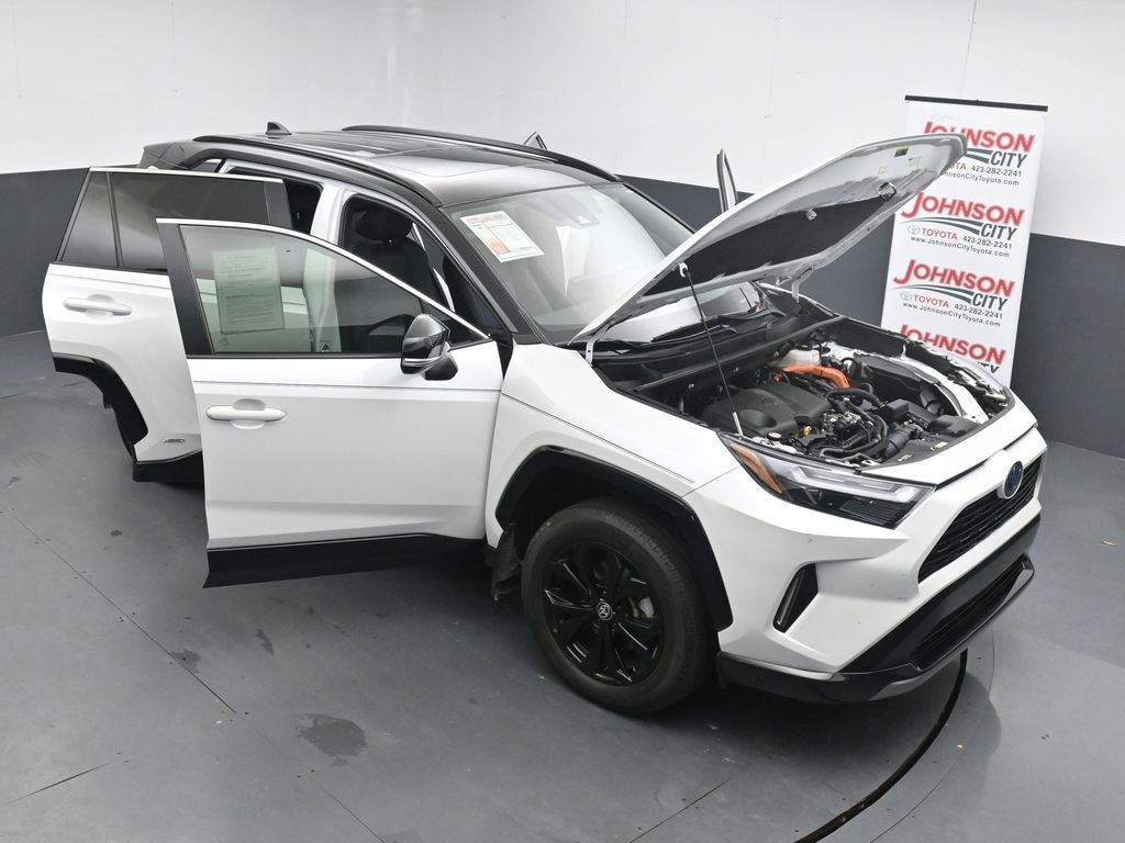 2024 Toyota RAV4 XSE