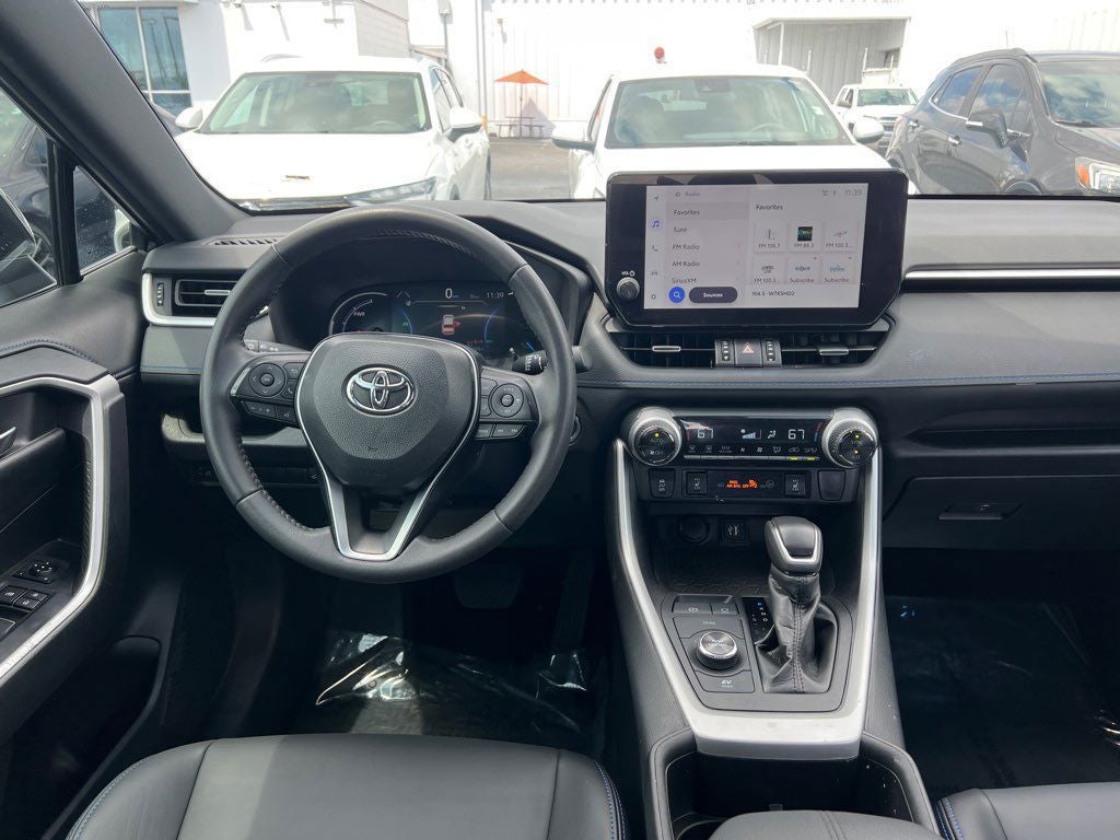 2024 Toyota RAV4 XSE