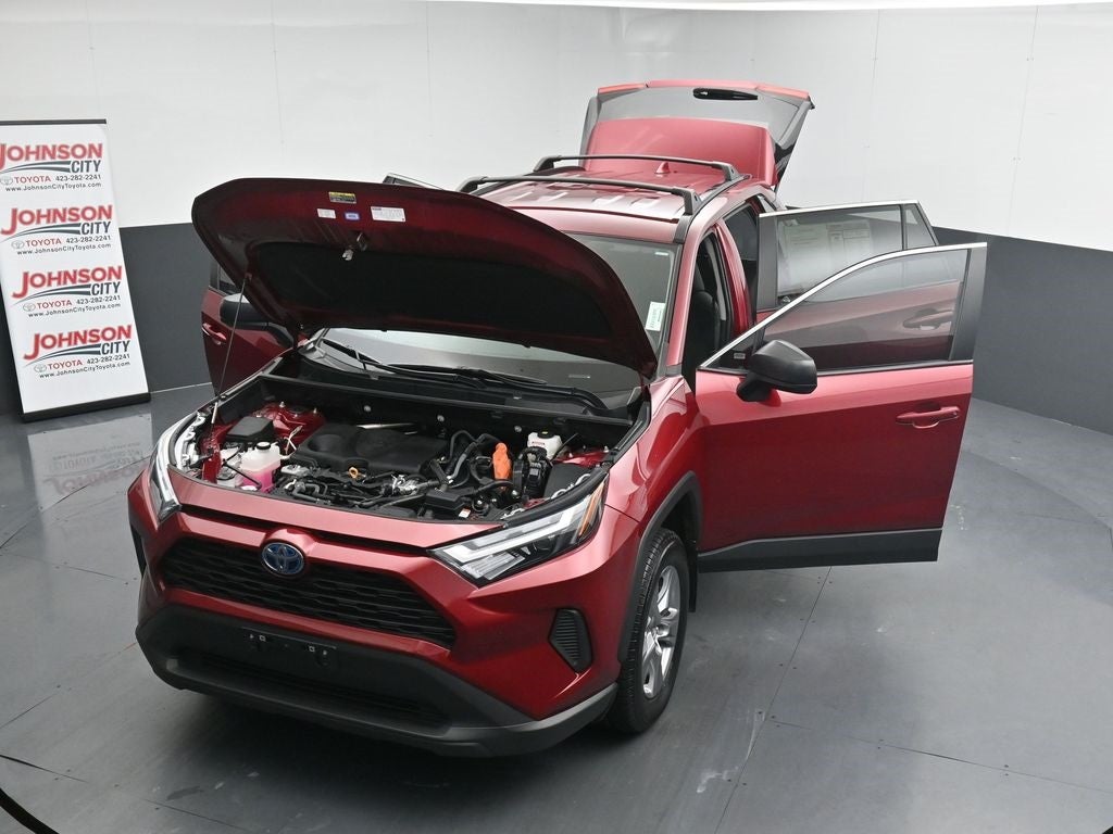 2024 Toyota RAV4 LE