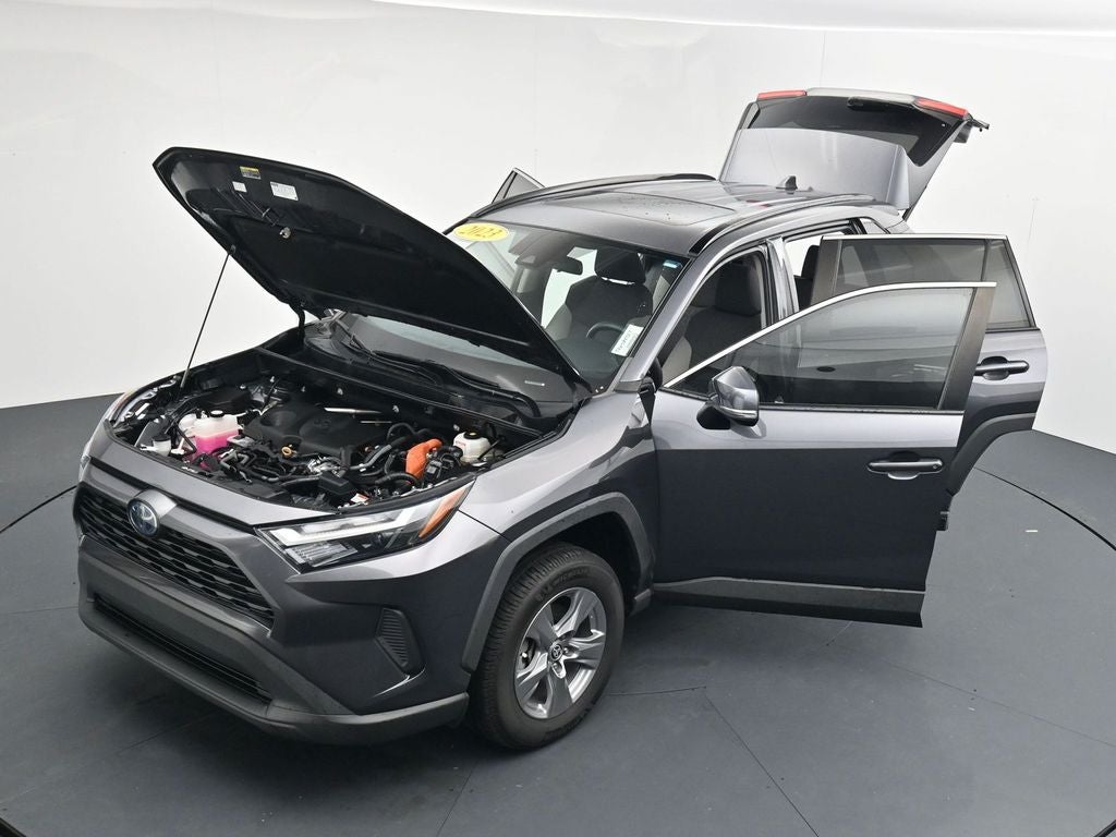 2023 Toyota RAV4 XLE