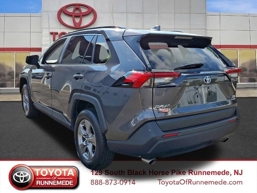 2024 Toyota RAV4 XLE