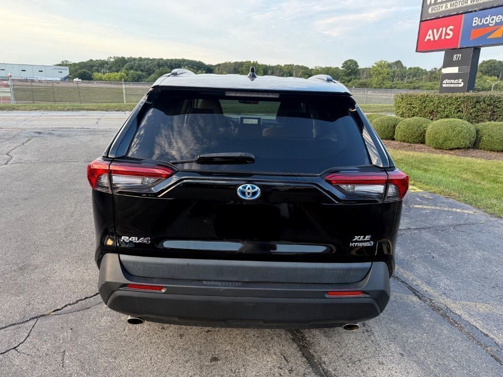 2023 Toyota RAV4 XLE
