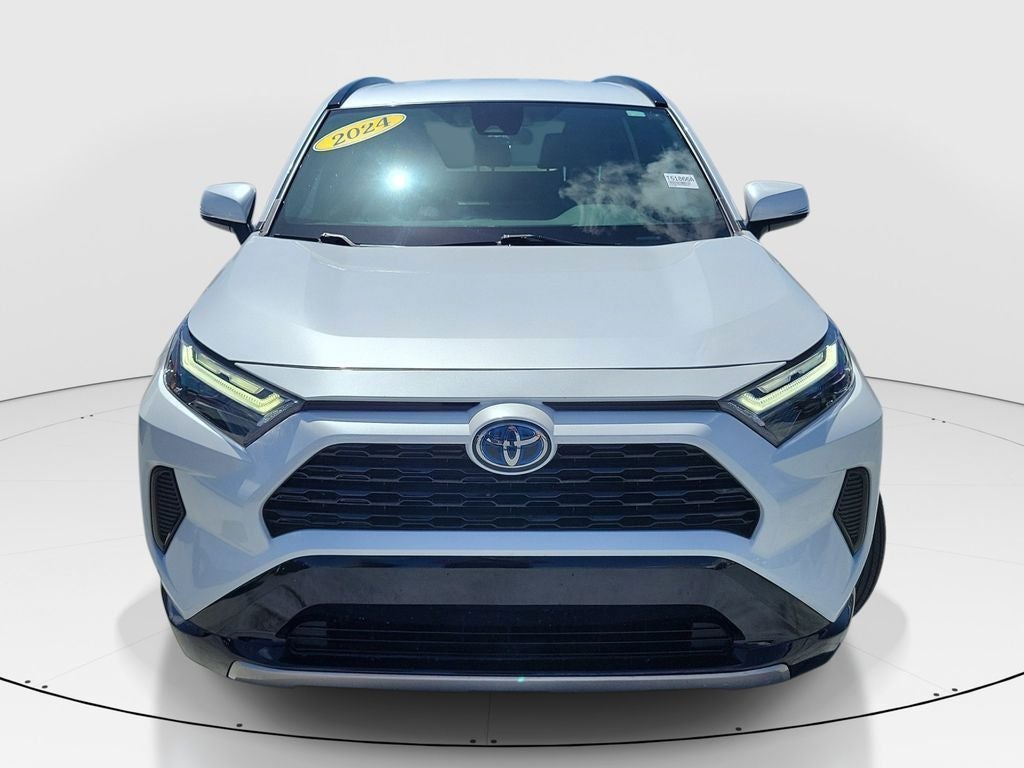 2024 Toyota RAV4 SE