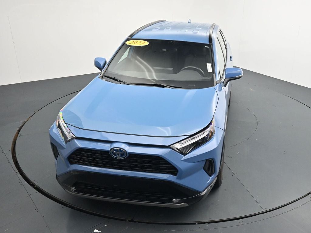 2023 Toyota RAV4 SE