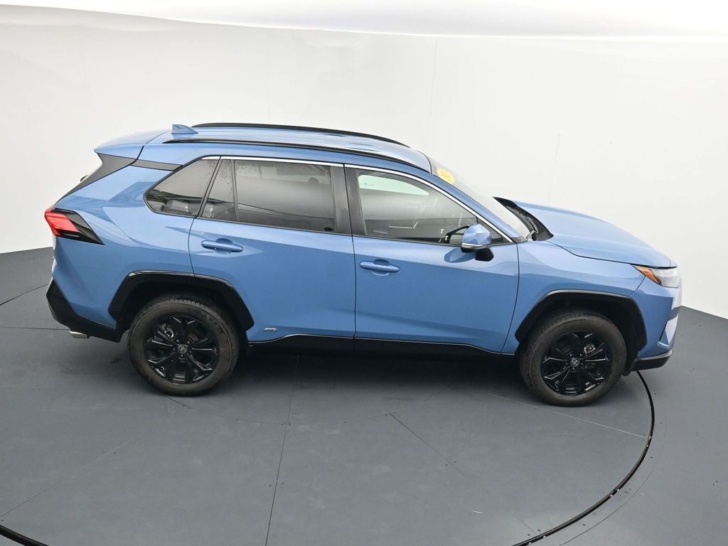 2023 Toyota RAV4 SE