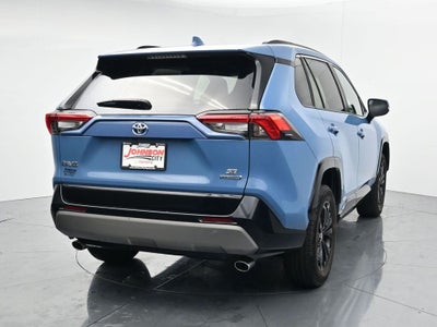 2023 Toyota RAV4 SE