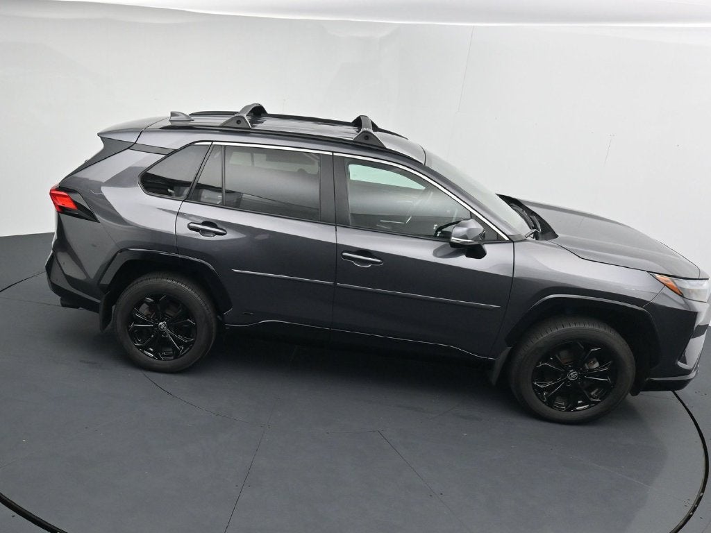 2024 Toyota RAV4 SE