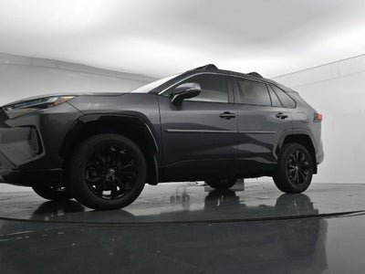 2024 Toyota RAV4 SE