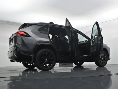 2024 Toyota RAV4 SE